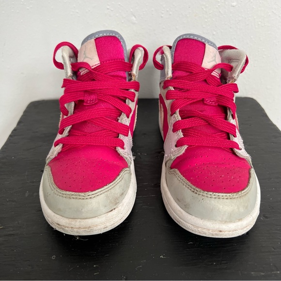 Air Jordan 1 Mid GG Hyper Fuchsia Sneakers - Picture 2 of 6